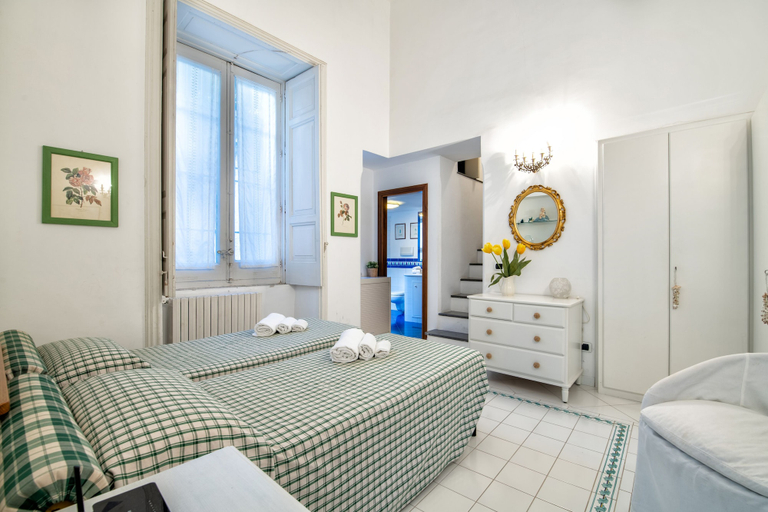 Bedroom 3, Lovely apartment with nice view in Amalfi center, Salerno
