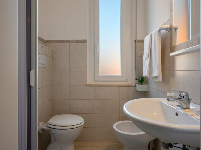 Bathroom 4, Amadei Hotel Blumen, Pesaro E Urbino