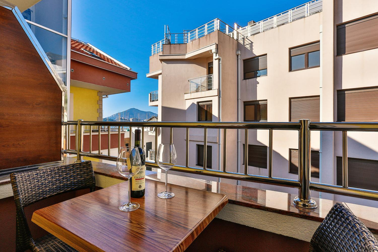Others 3, Apartmani Luka - Vila Brzulovic