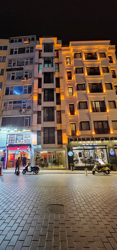 Others 3, Taksim Royal Suites, Beyoğlu