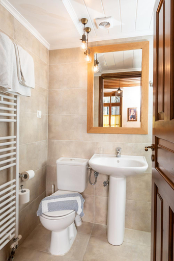 Bathroom 3, Kaza Guesthouse, Peloponnese