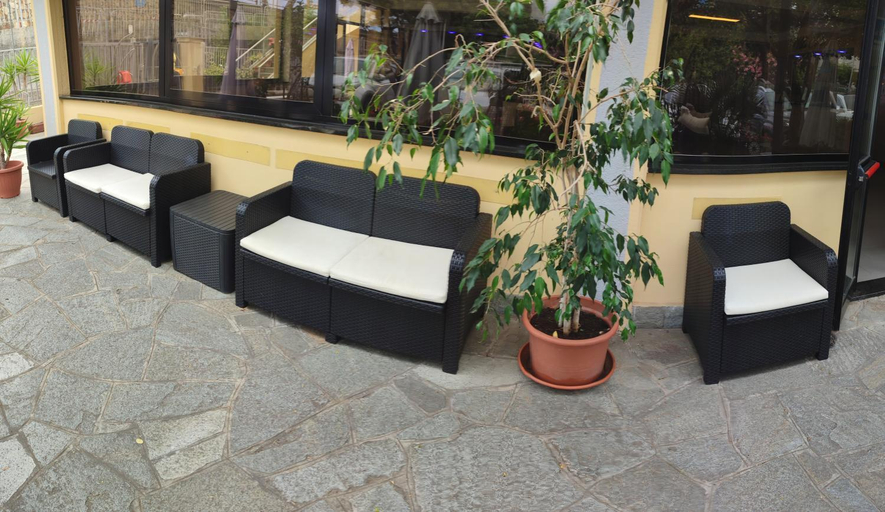 Others 5, Hotel Villa Costa, Savona