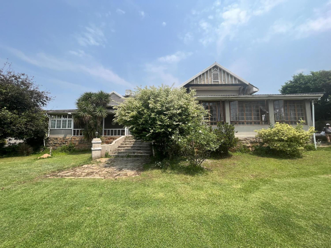 Exterior & Views 3, Lindela House, Sisonke