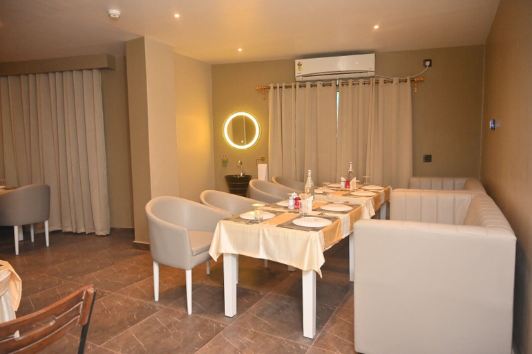 Food & Drinks 4, Hotel Essence Grandeur, Kamrup