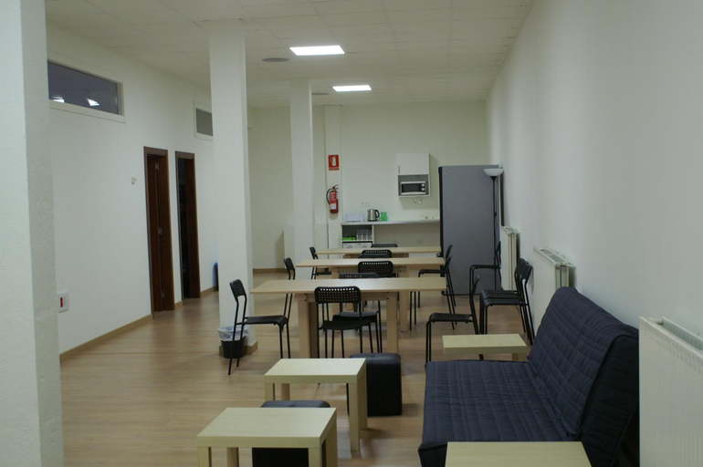 Others 4, Grelo Hostel, Ourense