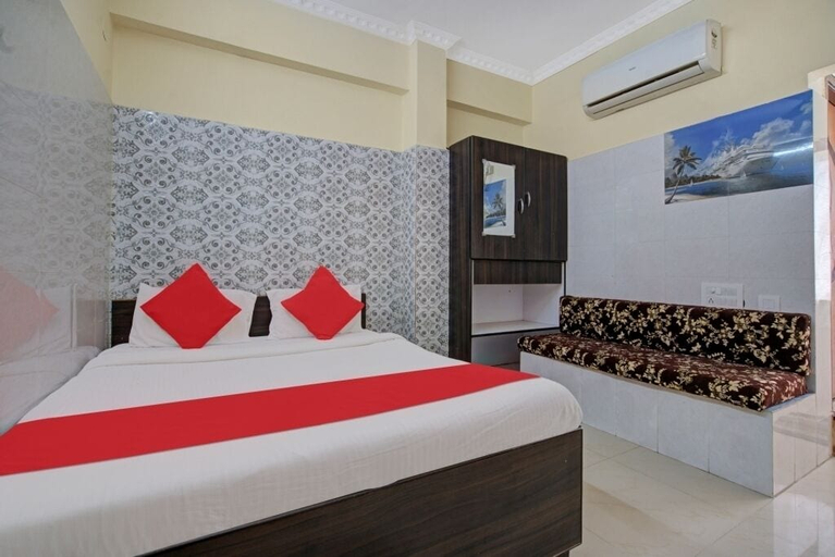 Bedroom 2, iROOMZ Hotel Sweekar Suites, Ranga Reddy