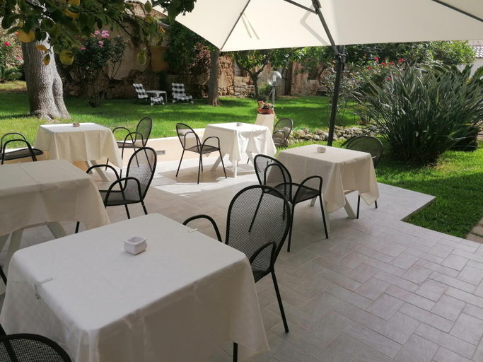 Food & Drinks, Cosmo Rooms a pochi passi da Tropea, Vibo Valentia