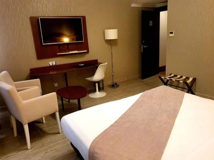 Bedroom 3, Rue d'Or, Setif