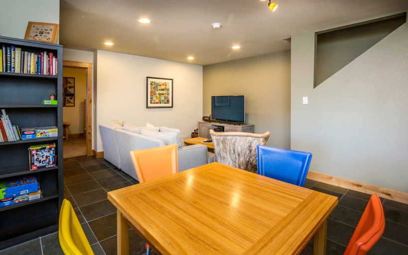 Dining 2, Mapes Luxury Vacation At Windcliff 5 Bedroom Home by RedAwning, Larimer
