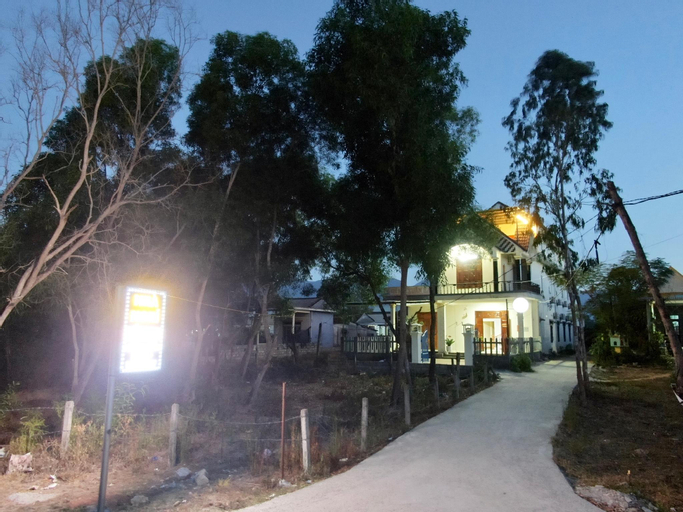 Hoang Ngoc Motel, Phú Lộc