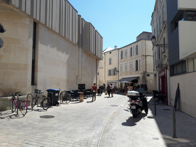 19 Rue Verdiere, Charente-Maritime