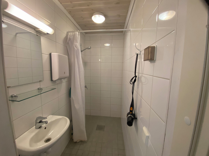 Bathroom 3, Hotel Stallbacken Nagu, Finland Proper