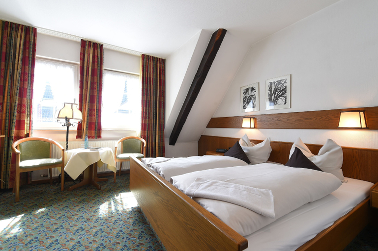Bedroom 3, Landhotel Gasthof Willecke, Hochsauerlandkreis