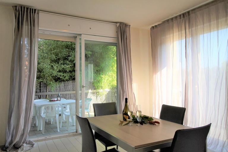 Others 5, Residence Felice, Savona