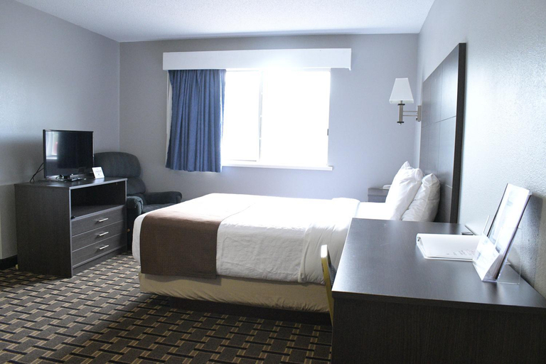 Bedroom, Adams Inn and Suites, Adams