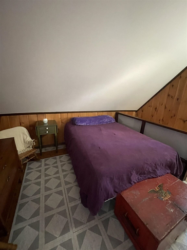 Room 4, 1901 House Limit 10 4 Bedroom Cottage by RedAwning, Cumberland