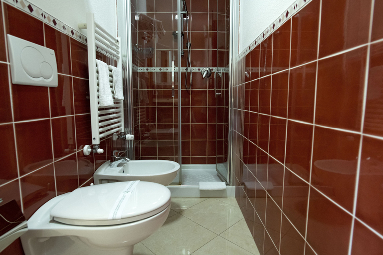 Bathroom 5, Calajunco1985 Sardinia Travel Experience, Olbia-Tempio