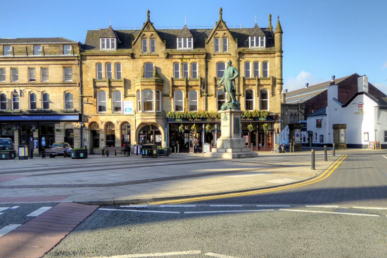 Exterior & Views 5, Cosy 1-bed Apartment in Bury Town Centre, Bury