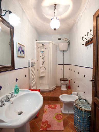 Bedroom 4, Casa del Lecceto, Livorno