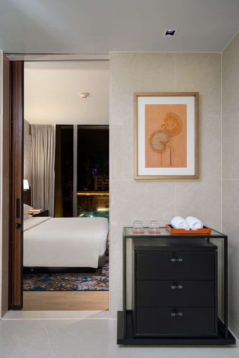 Bedroom 3, Hyatt Regency Phnom Penh, Phnom Penh