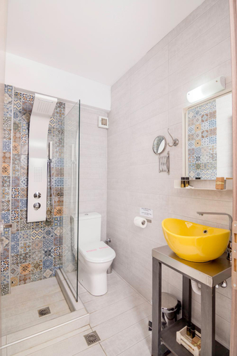 Bathroom 2, Entechnos Living, Thessaly