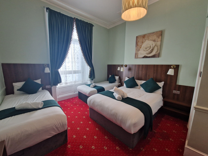 Bedroom 2, Lyndon House, Dublin