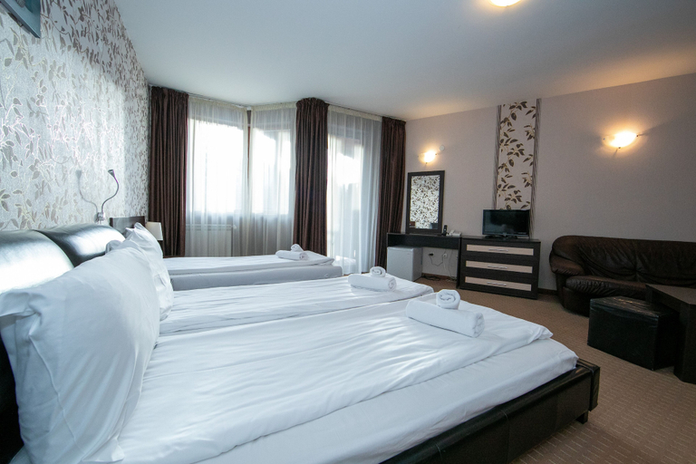 Bedroom 3, Hotel Iceberg, Samokov