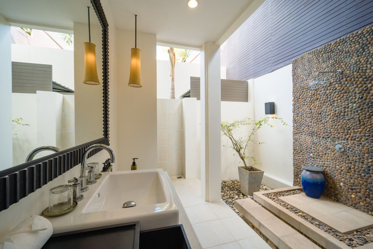 Bathroom 5, Bhu Nga Thani Resort & Villas Railay, Mueang Krabi
