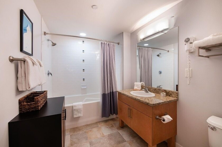 Bathroom 4, Premium Unit 3513- Fraser Crossing/founders Pointe 1 Bedroom Condo, Grand