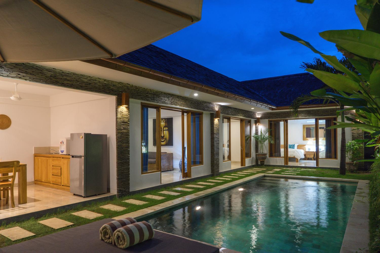 Swimming Pool 6
