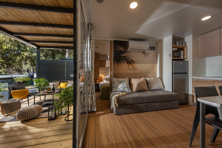 Others 5, Porton Mobile Home, Rovinj