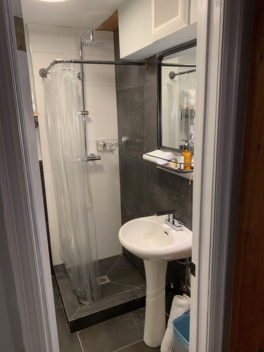 Bathroom 3, Maison Napoleon, Les Laurentides