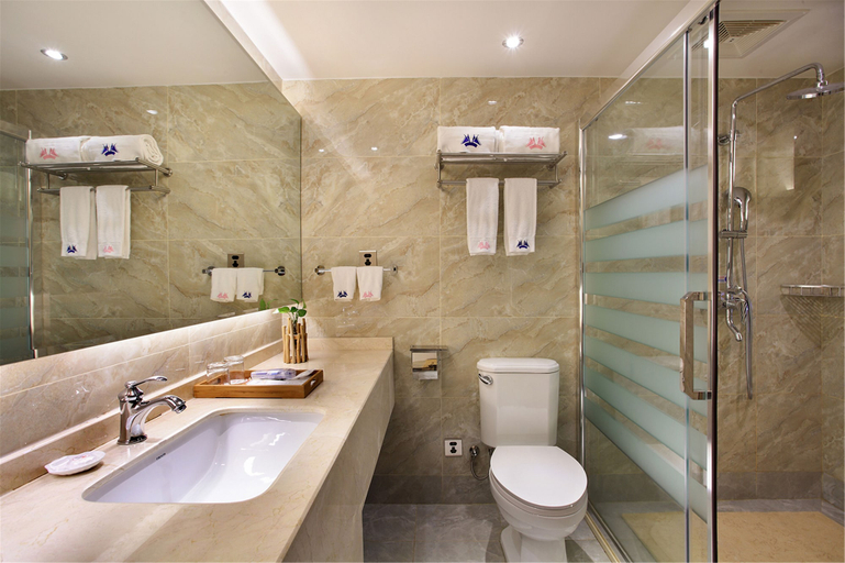 Bathroom 5, Wing Hotel Guilin- Pedestrian Street, Guilin