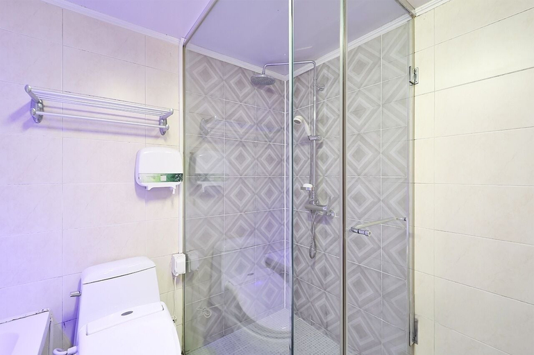 Bathroom 3, hwamyeong sky hotel, Gimhae