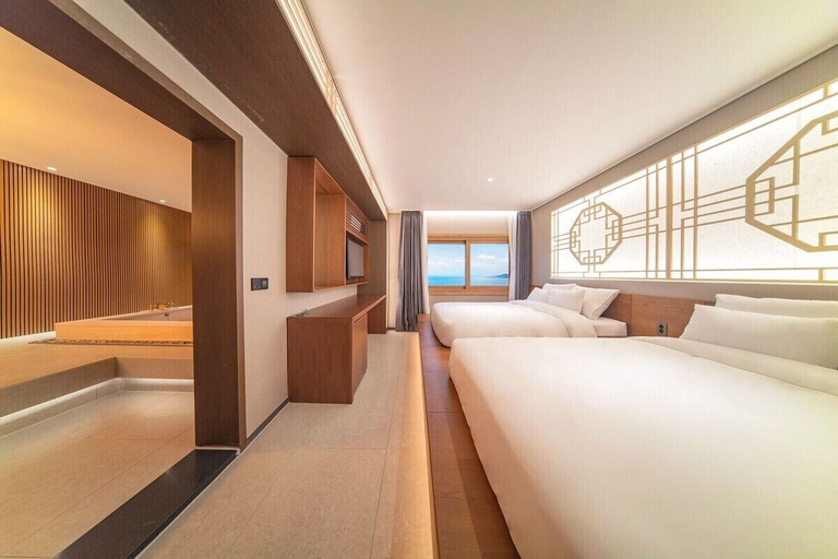 Bedroom 3, Yeonhwamoon Hotel Yeongdeok, Yeongdeok