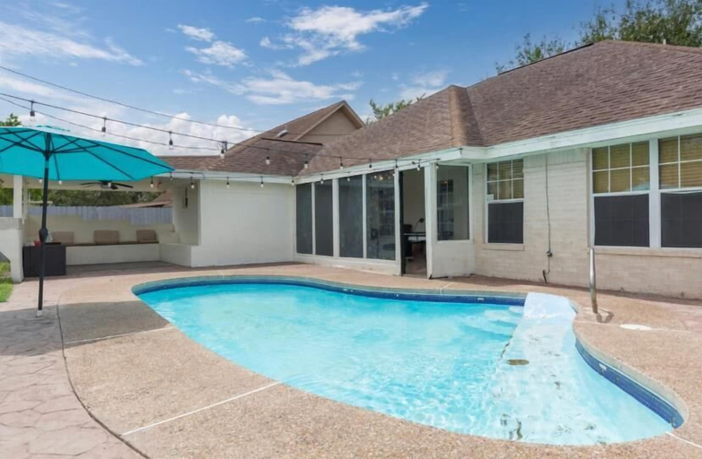 Sport & Beauty 5, McAllen Majesty 4BR w Pool and Comfort, Hidalgo