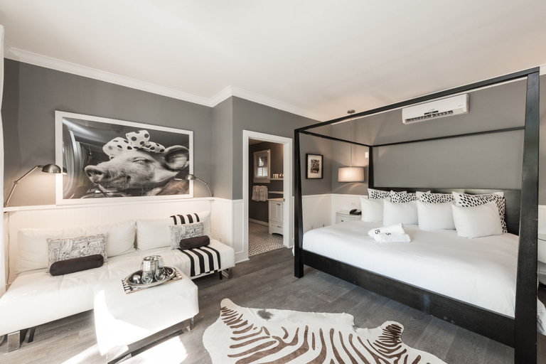 Bedroom 3, Alexander's Guesthouse - Adult Exclusive, Monroe