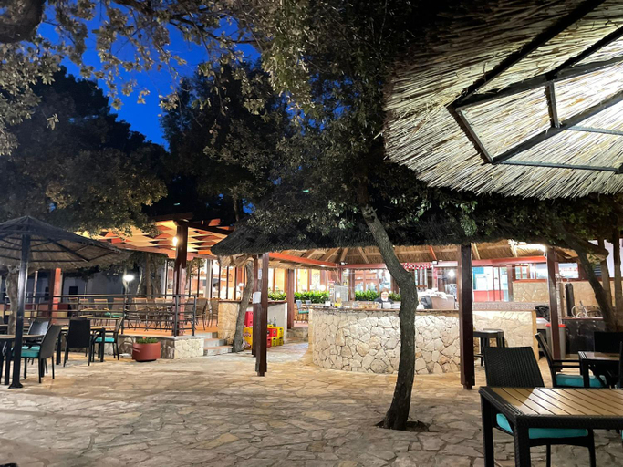 Food & Drinks 2, Mobile Home La Vida, Biograd na Moru