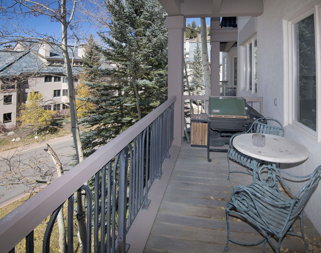 BBQ/picnic area, Highlands Westview 202 3 Bedroom Condo by RedAwning, Eagle