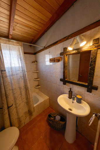 Bathroom 3, Hotel Puclaro, Elqui
