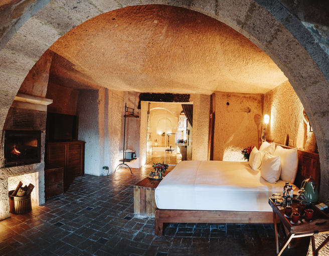 Bedroom 3, Millstone Cave Suites, Nevşehir