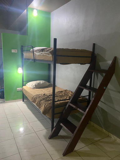 Bedroom 2, PACA'S Reggae Bar & Hostel, Karangasem