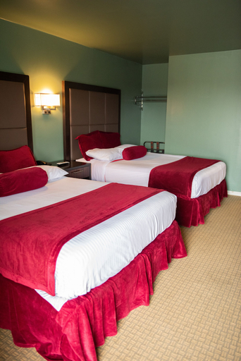 Bedroom 2, Cottonwood Inn, Fulton