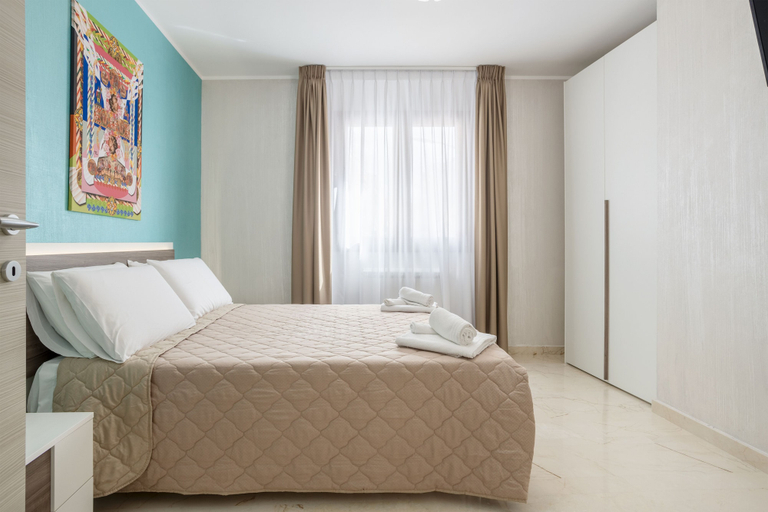 Bedroom 5, Azzurra Apartments, Palermo