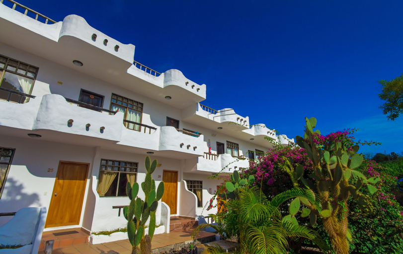 Exterior & Views 2, Hotel Fiesta, Santa Cruz