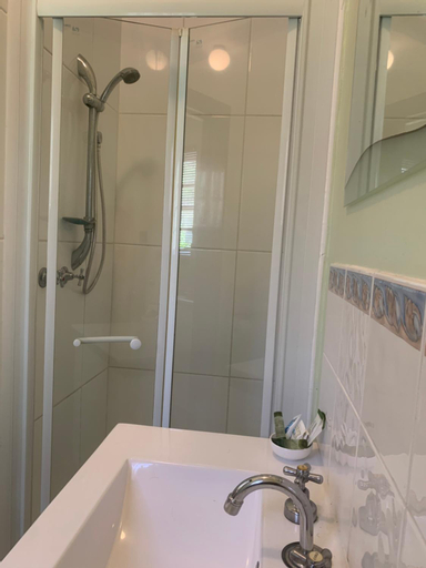 Bedroom 3, Bentworth Lodge, Wanneroo