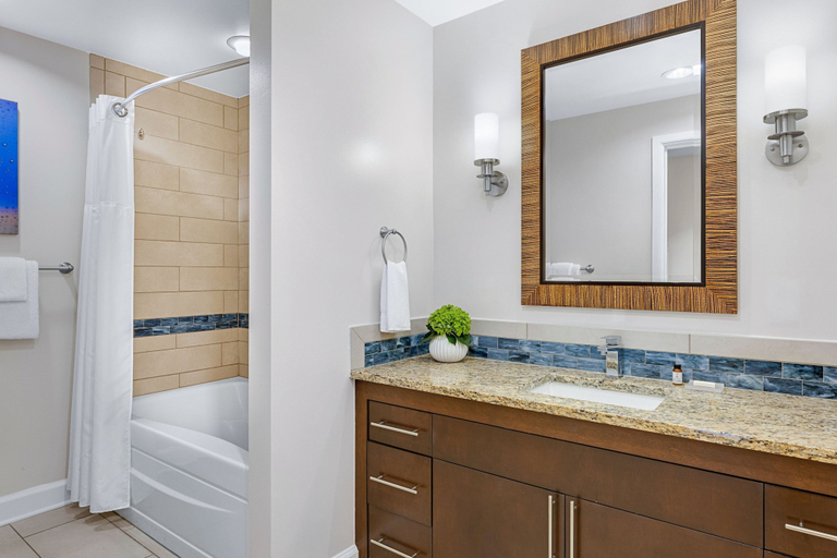 Bathroom 4, Marriott's Crystal Shores, Collier