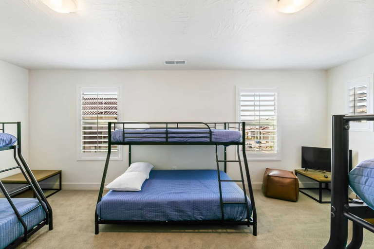 Bedroom 3, Rally Point by RedAwning, Washington