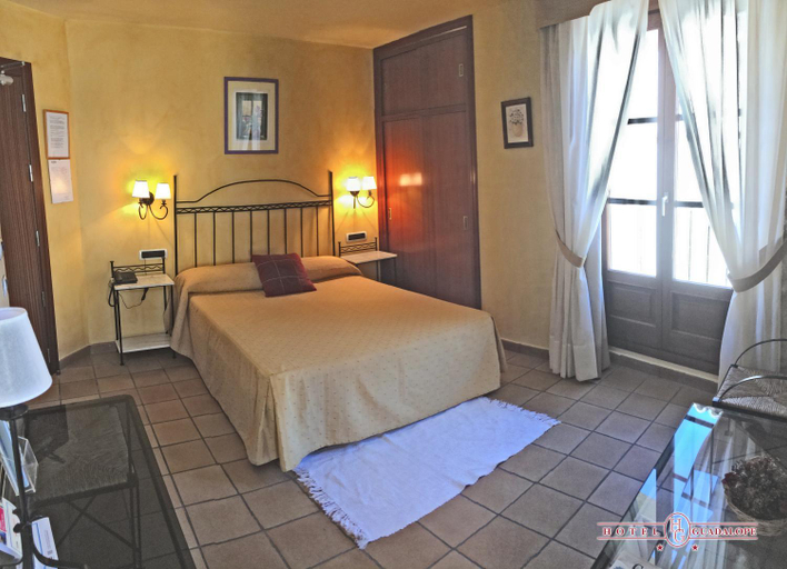 Bedroom 2, HOTEL GUADALOPE, Teruel