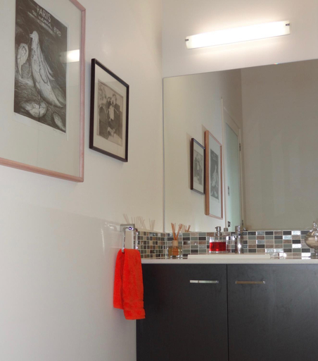 Bathroom 3, The Gallery Accommodation McCrae, Melbourne